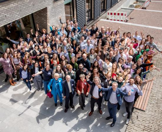 Group photo LEUCALS launch event